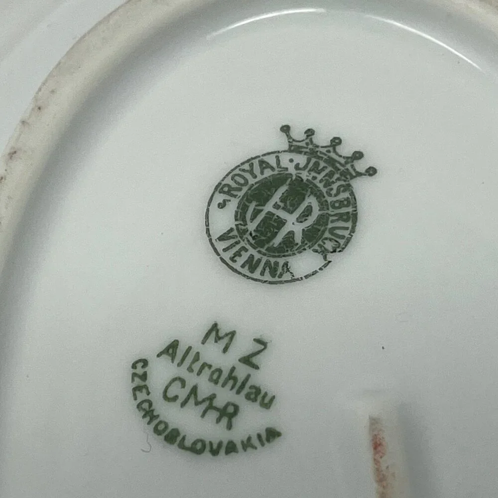 Royal Innsbruck Vienna china serving dish small white gold Czechoslovakia
